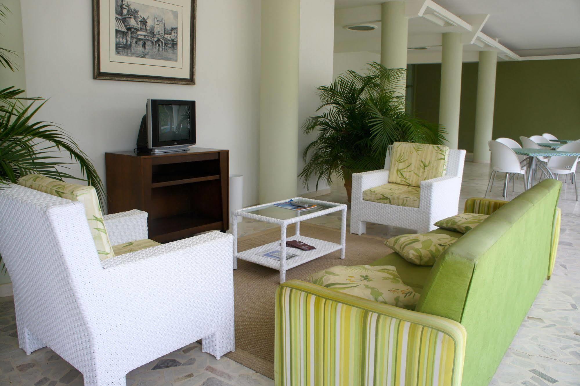 Hotel Marambaia Cabecudas - Frente Mar Itajaí Екстериор снимка