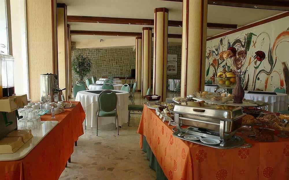 Hotel Marambaia Cabecudas - Frente Mar Itajaí Екстериор снимка